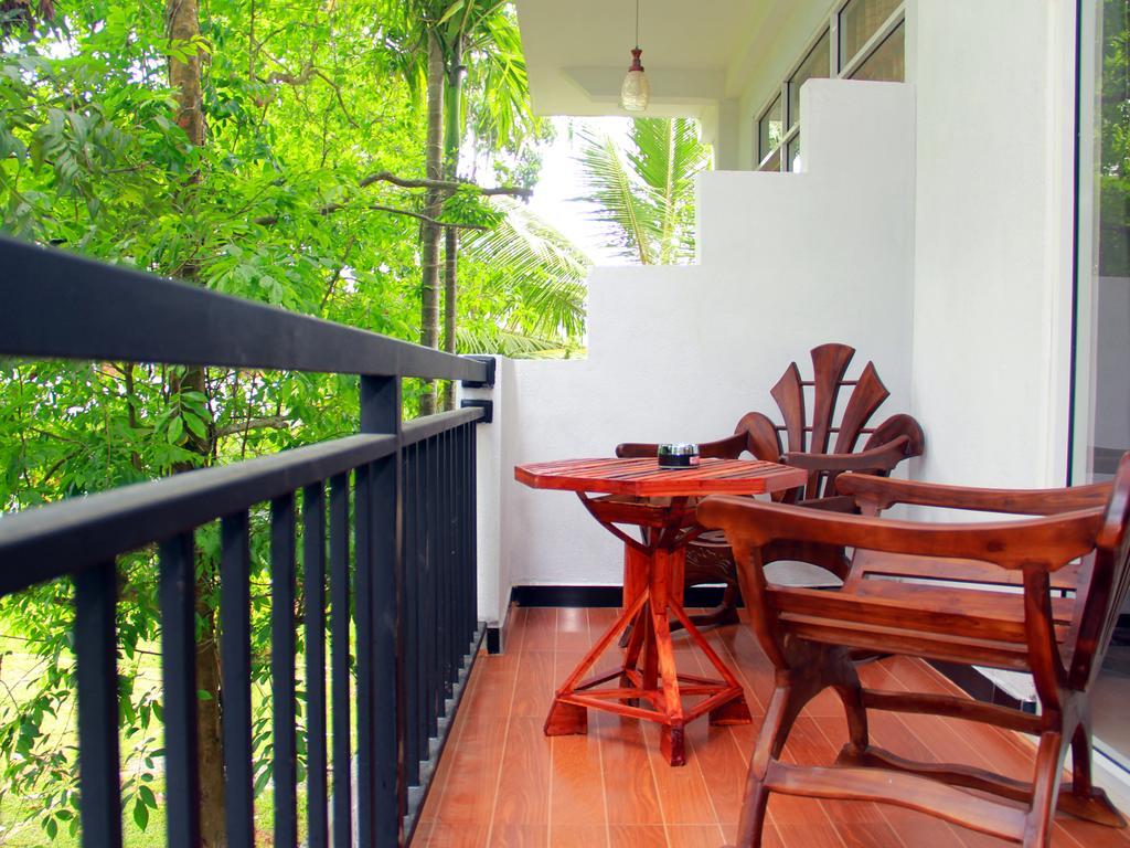 Sun Rest Mirissa Hotel Banduramulla Exterior foto